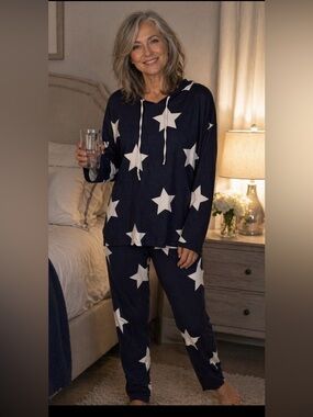 Kenzie two piece pajama set, dark blue with white stars, women’s M. Never worn.